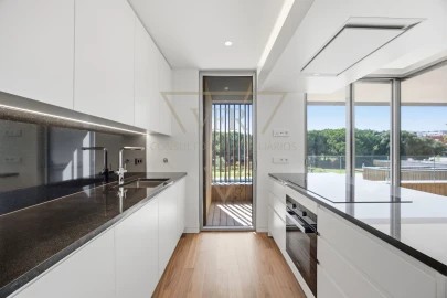 Apartamento T3 para Venda em Parque das Nações