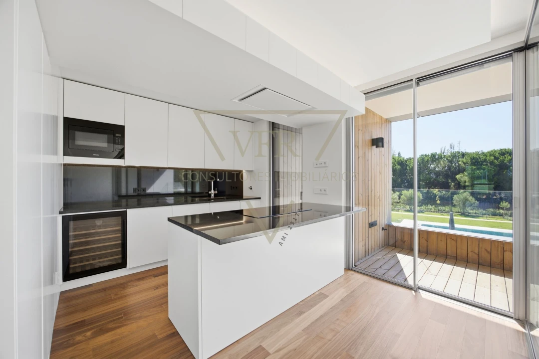Apartamento T3 para Venda em Parque das Nações Foto 9
