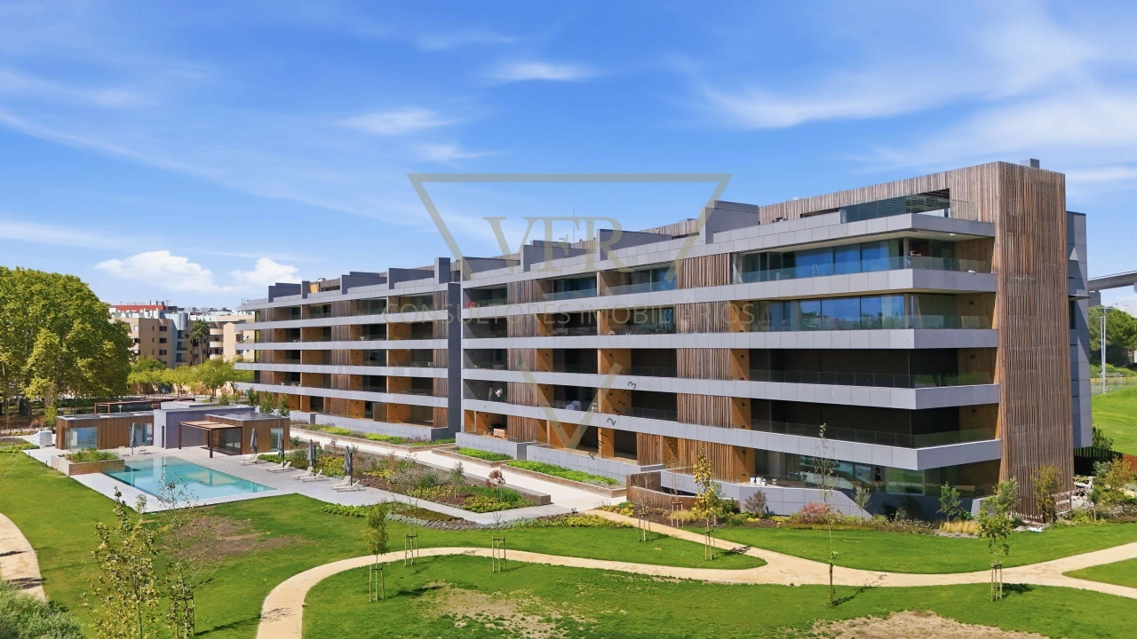 Apartamento T3 para Venda em Parque das Nações Foto 37
