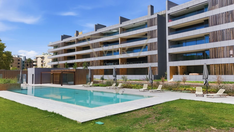 Apartamento T3 para Venda em Parque das Nações Foto 45