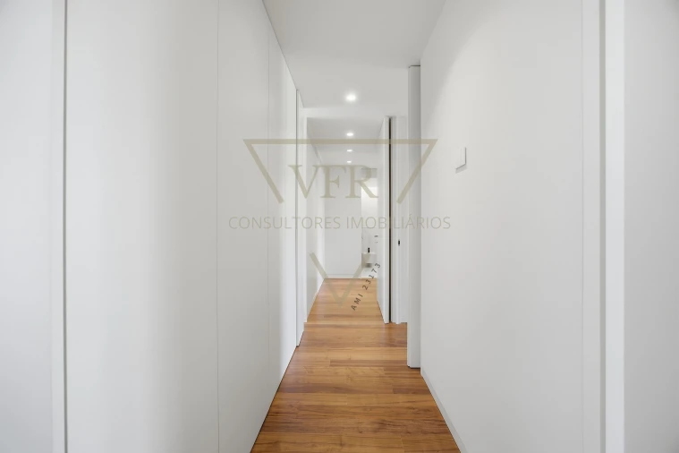 Apartamento T3 para Venda em Parque das Nações Foto 22