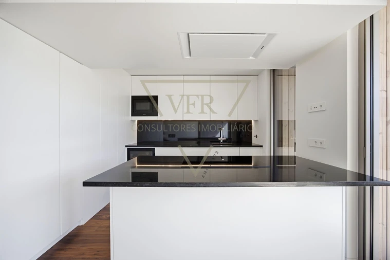 Apartamento T3 para Venda em Parque das Nações Foto 7