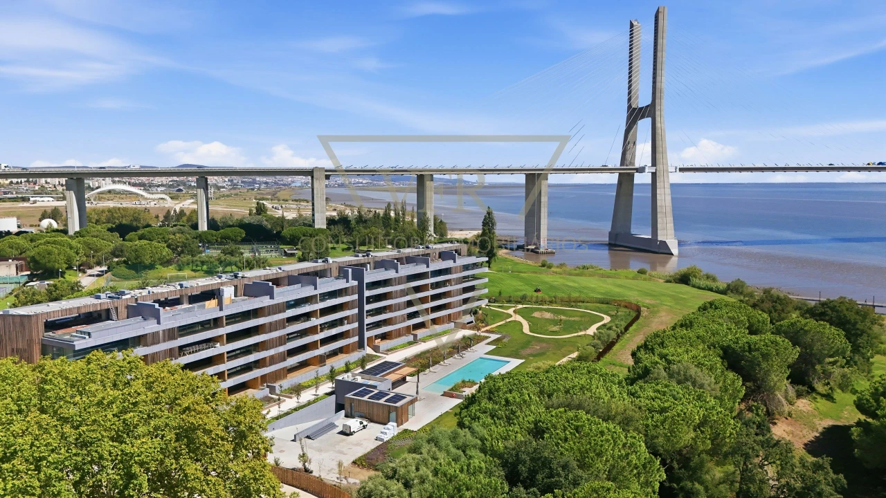 Apartamento T3 para Venda em Parque das Nações Foto 30