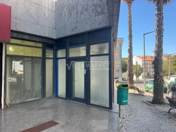Negócio para Venda em Ramada e Caneças