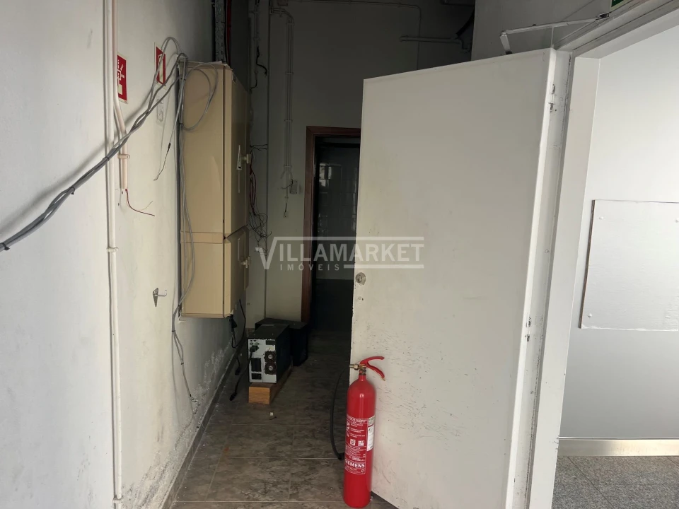 Negócio para Venda em Ramada e Caneças Foto 17