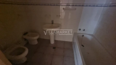 Prédio para Venda em Alcoentre