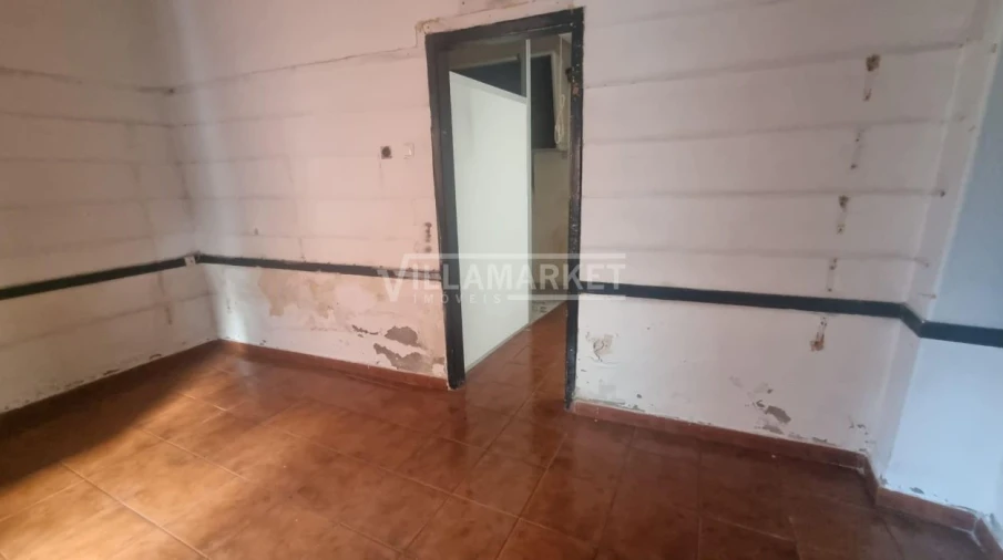 Prédio para Venda em Alcoentre Foto 14