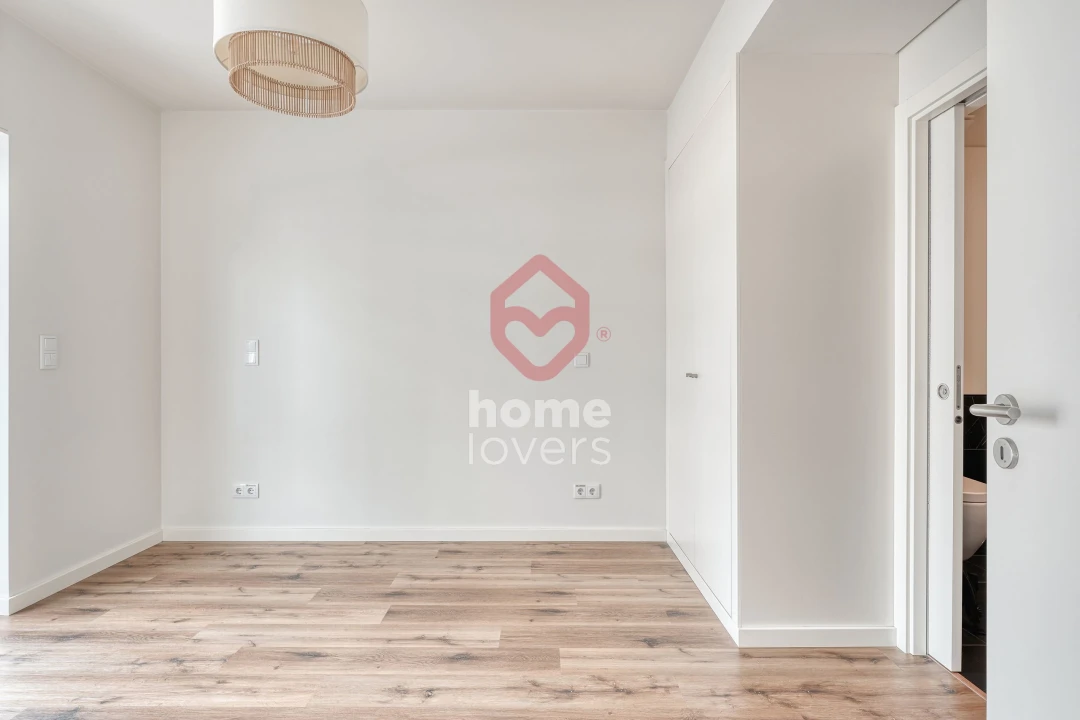 Apartamento T1 para Venda em Lumiar Foto 13