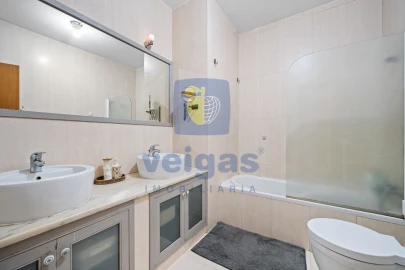 Moradia T4 para Venda em Santo Antonio da Charneca