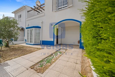 Moradia T4 para Venda em Santo Antonio da Charneca