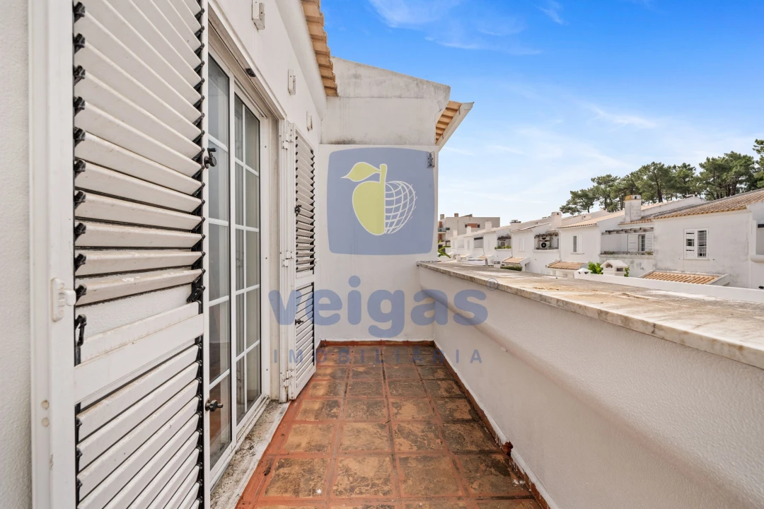 Moradia T4 para Venda em Santo Antonio da Charneca Foto 17