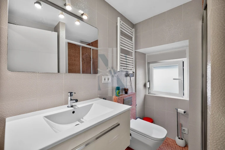 Apartamento T1 para Venda em Santa Maria Maior Foto 12