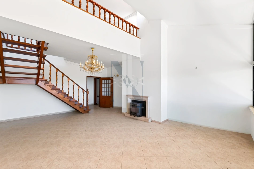 Apartamento T5 para Venda em Cascais e Estoril Foto 9