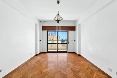Apartamento T5 para Venda em Cascais e Estoril