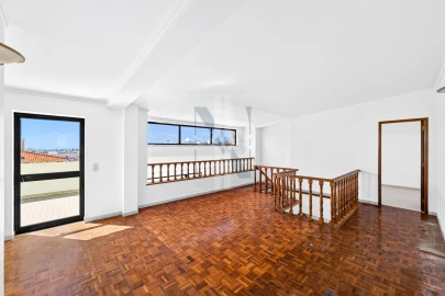 Apartamento T5 para Venda em Cascais e Estoril