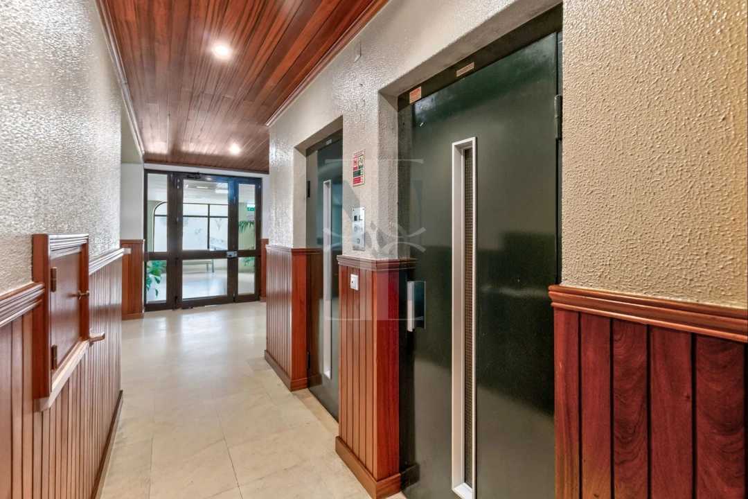 Apartamento T5 para Venda em Cascais e Estoril Foto 53