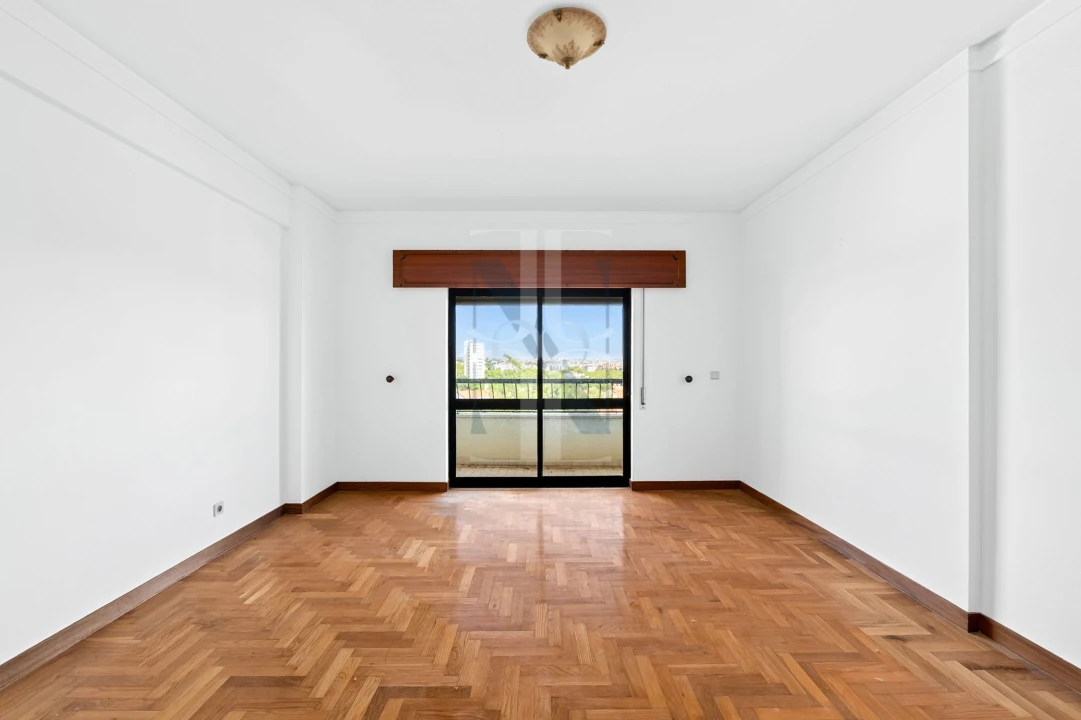 Apartamento T5 para Venda em Cascais e Estoril Foto 35
