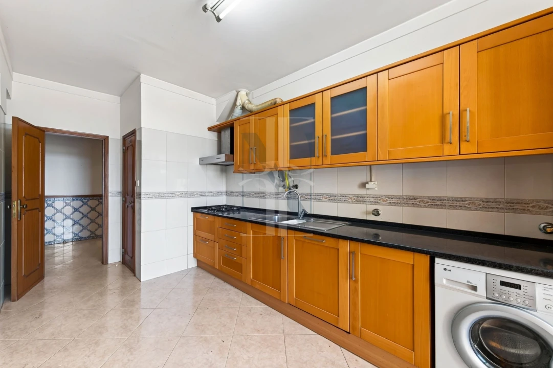 Apartamento T5 para Venda em Cascais e Estoril Foto 15