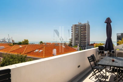 Apartamento T2 para Arrendamento em União das Freguesias de Setúbal