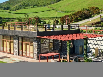 Moradia T3 para Venda em Santo Espirito