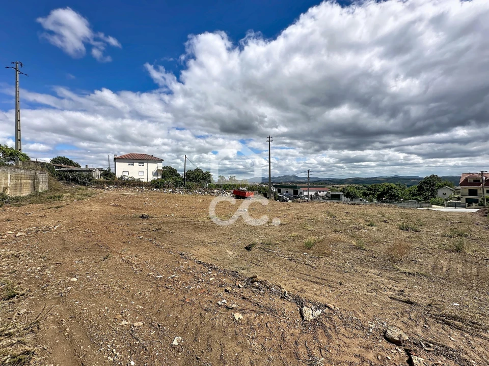 Terreno para Venda em Carrazedo de Montenegro e Curros Foto 6
