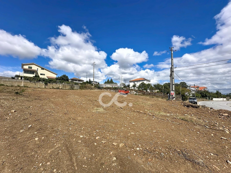 Terreno para Venda em Carrazedo de Montenegro e Curros Foto 10