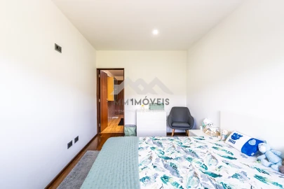 Moradia T4 para Venda em Penafiel