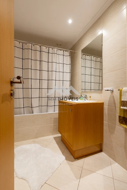 Apartamento T2 para Arrendamento em Rio Tinto
