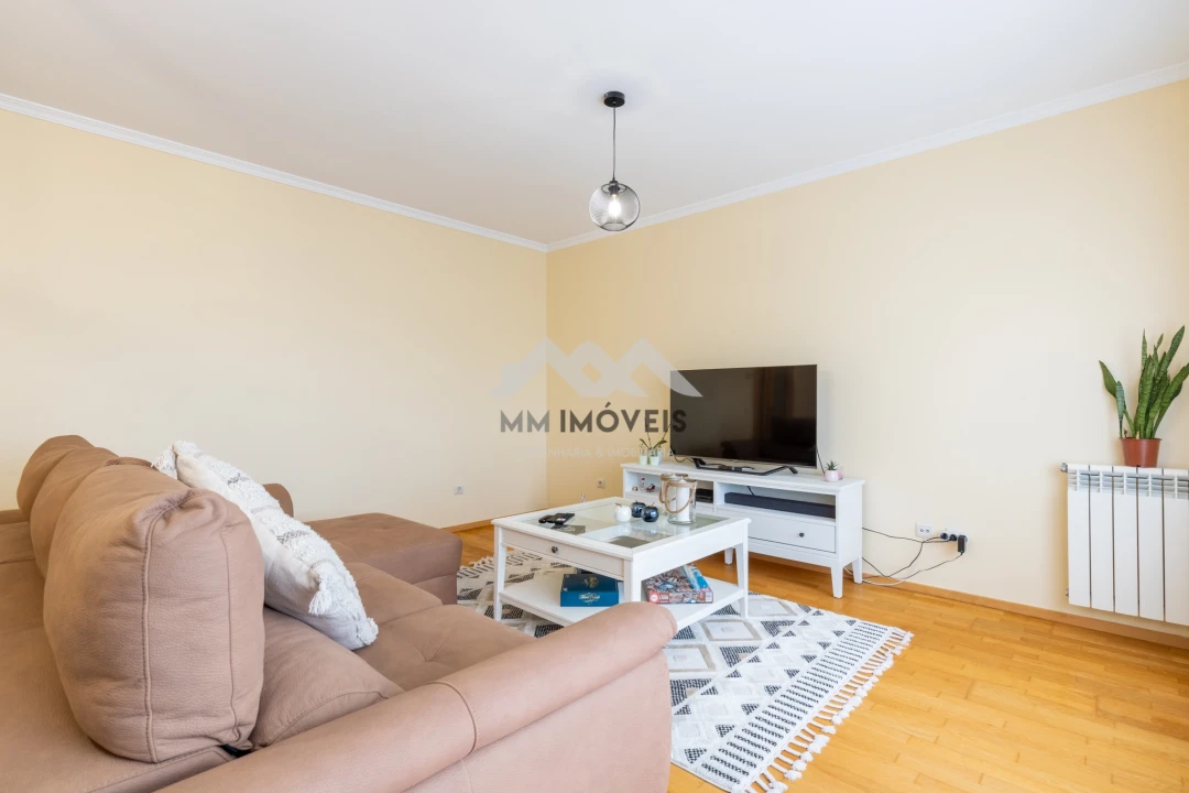 Apartamento T2 para Arrendamento em Rio Tinto Foto 22