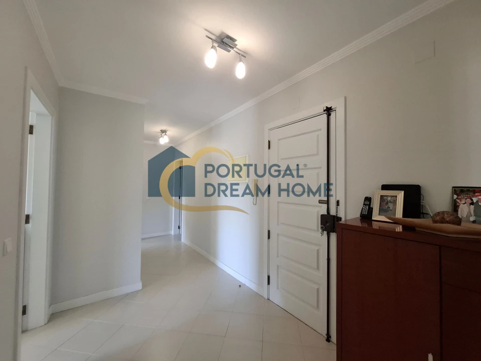 Apartamento T2 para Venda em Albufeira e Olhos de Água Foto 11