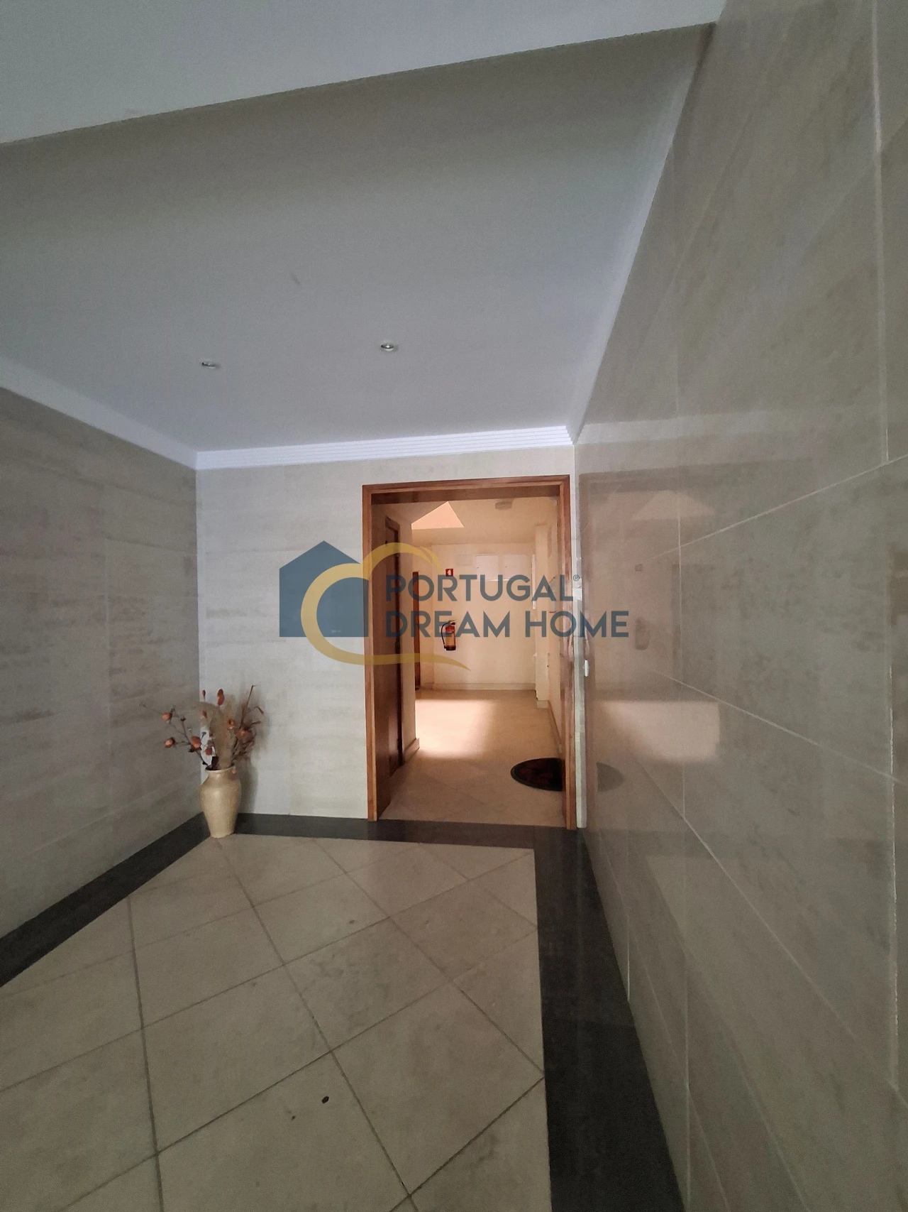 Apartamento T2 para Venda em Albufeira e Olhos de Água Foto 12