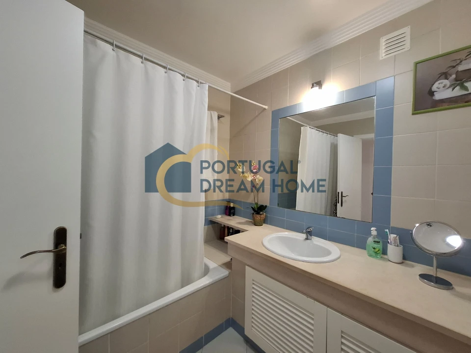 Apartamento T2 para Venda em Albufeira e Olhos de Água Foto 25