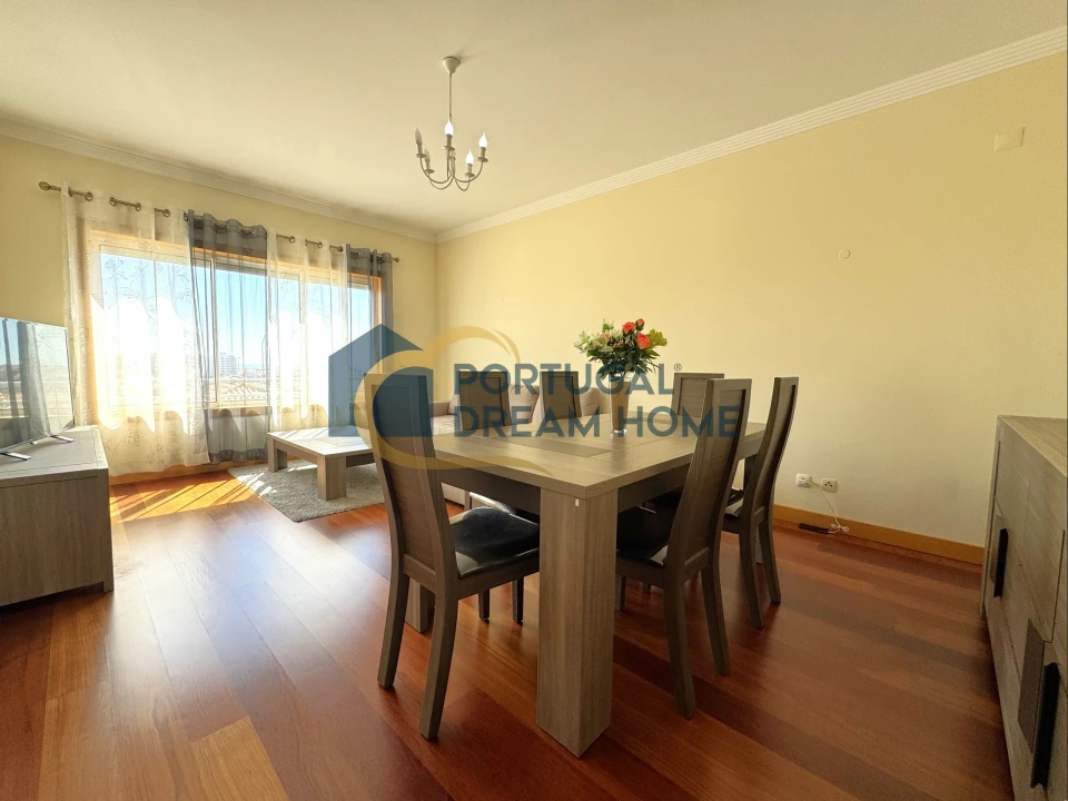 Apartamento T2 para Venda em Albufeira e Olhos de Água Foto 1