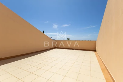 Apartamento T2 para Venda em Quarteira