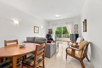 Apartamento T2 para Venda em Quarteira