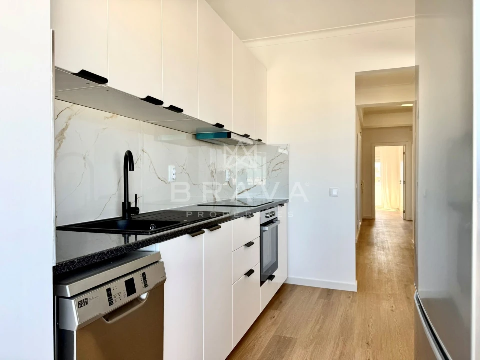 Apartamento T3 para Venda em Olhão Foto 3
