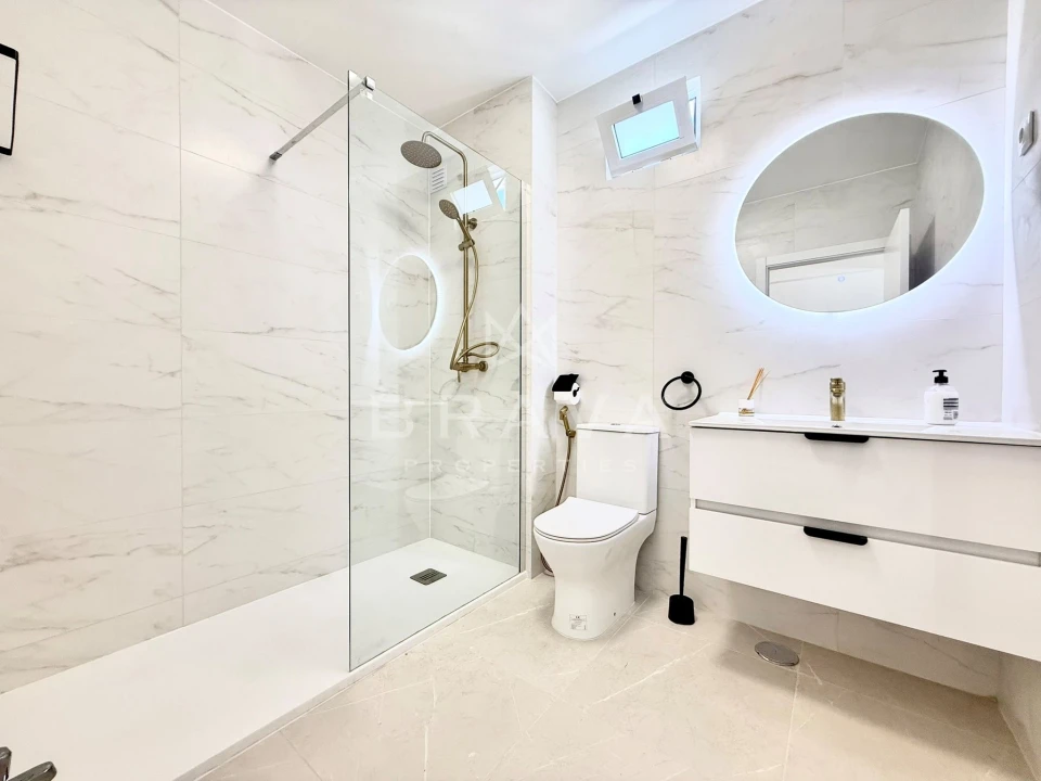 Apartamento T3 para Venda em Olhão Foto 8