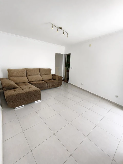 Moradia T3 para Venda em Vale de Santiago