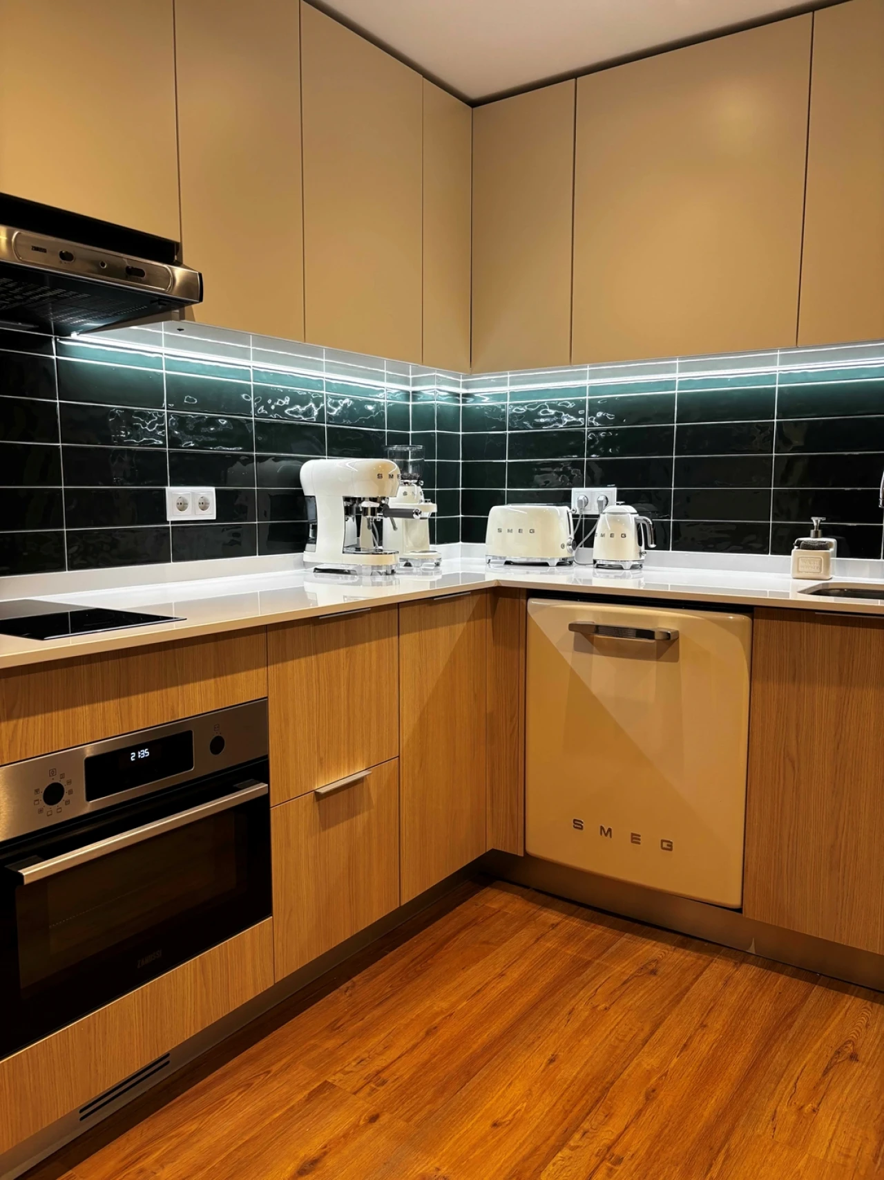 Apartamento T1 para Venda em Santo António Foto 4