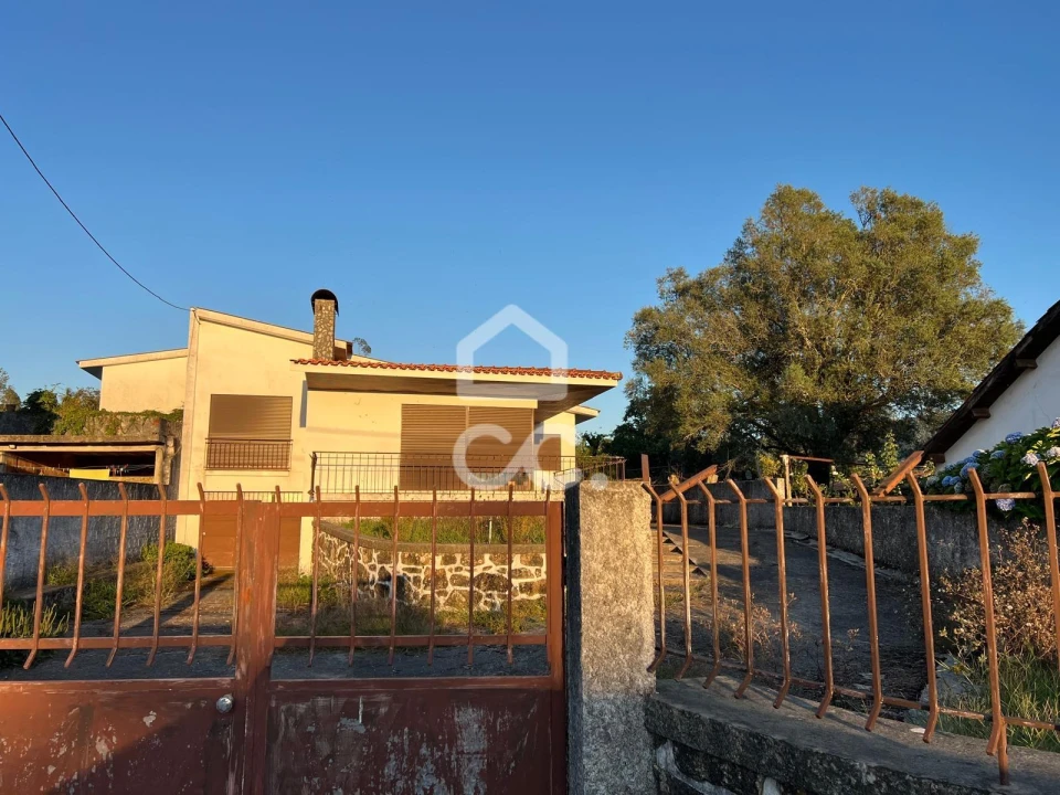 Moradia T3 para Venda em Santa Maria Maior e Monserrate e Meadela Foto 9