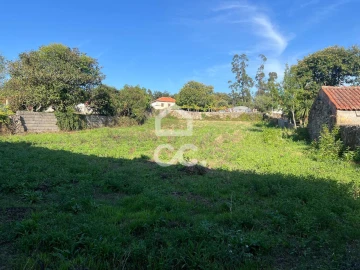Moradia T3 para Venda em Santa Maria Maior e Monserrate e Meadela