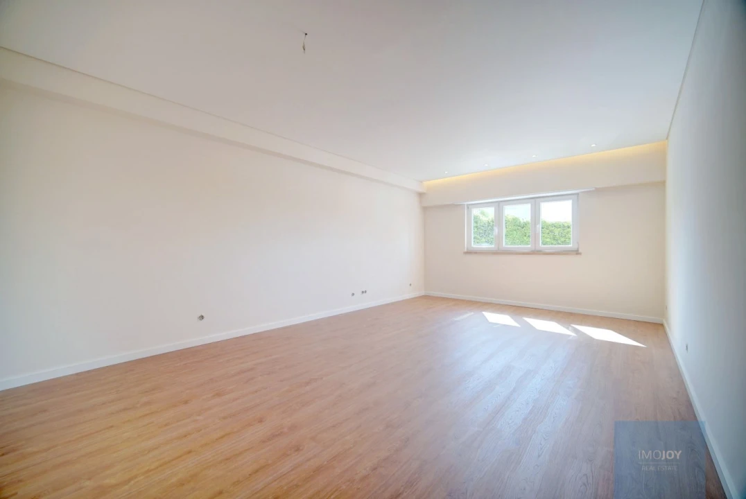 Apartamento T1 para Venda em Cascais e Estoril Foto 3