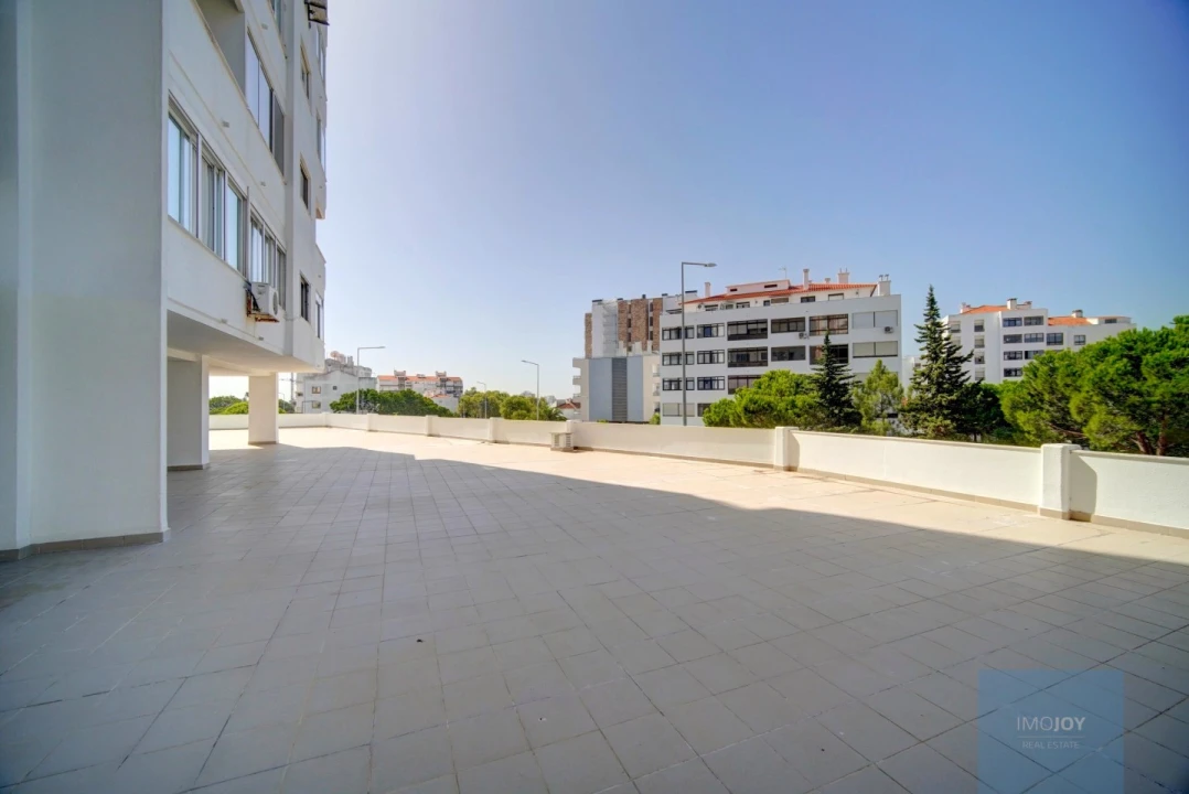Apartamento T1 para Venda em Cascais e Estoril Foto 36