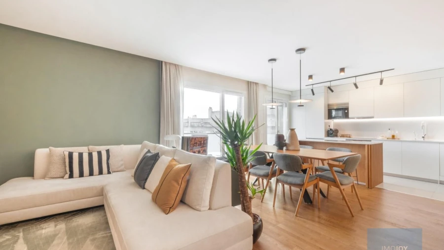 Apartamento T2 para Venda em Lordelo do Ouro e Massarelos