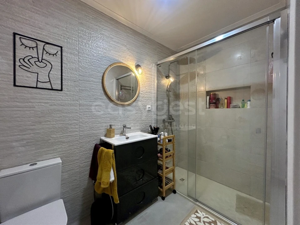 Apartamento T2 para Arrendamento em Carnide Foto 7