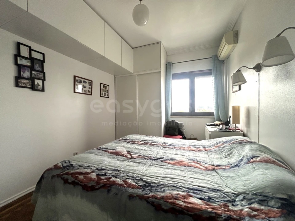 Apartamento T2 para Arrendamento em Carnide Foto 18