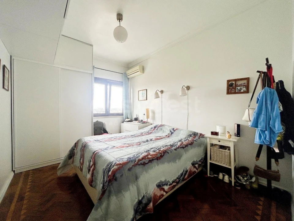 Apartamento T2 para Arrendamento em Carnide Foto 19
