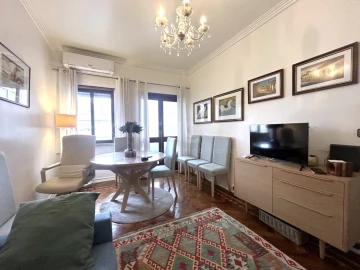 Apartamento T2 para Arrendamento em Carnide