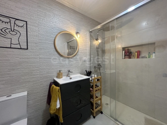 Apartamento T2 para Arrendamento em Carnide Foto 8