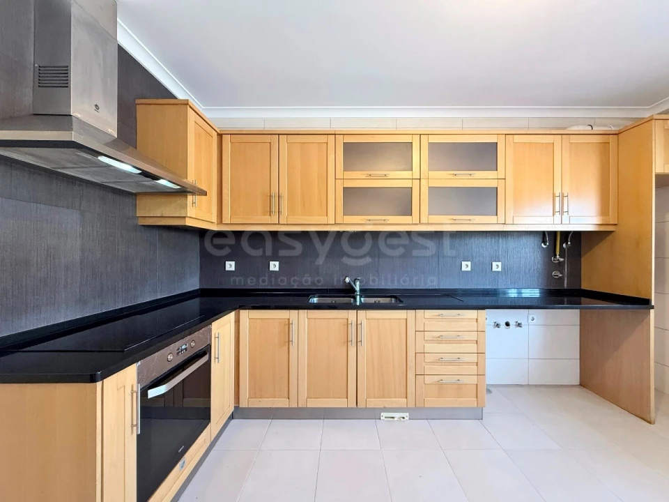 Apartamento T3 para Venda em Pinhal Novo Foto 2